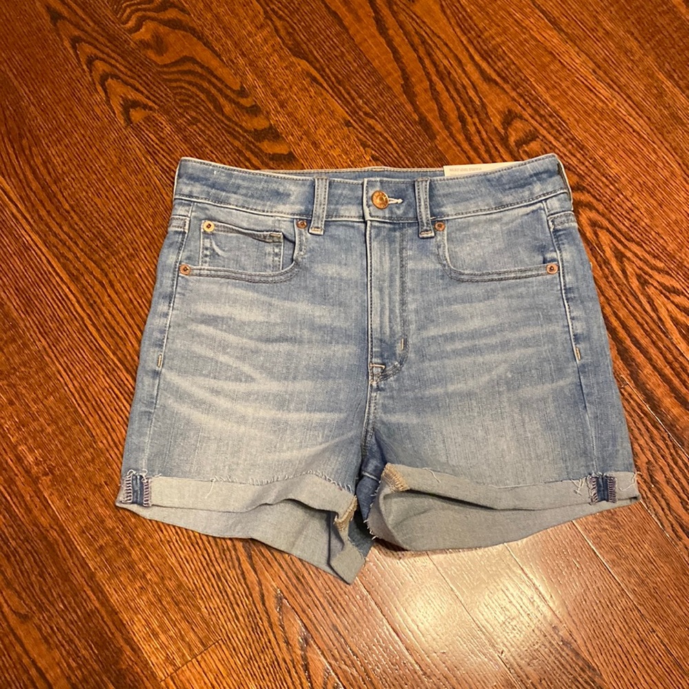 American Eagle Super High Rise Shortie
